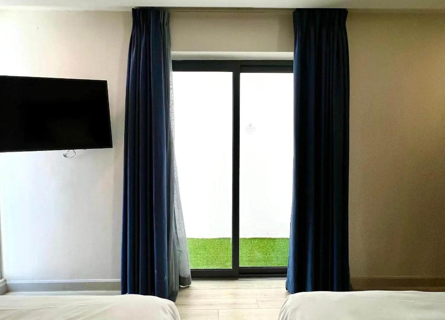 Luxury Villa 01 - Relax - Fun - Near Vung Tau Long Hai 0*,  Vietnam