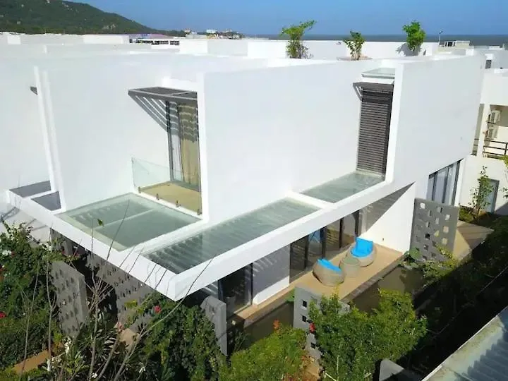 Bed & Breakfast Luxury Villa 01 - Relax - Fun - Near Vung Tau Long Hai